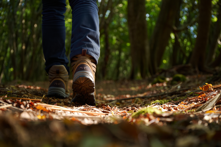L&rsquo;ère des chaussures minimalistes et barefoot : un retour à nos racines