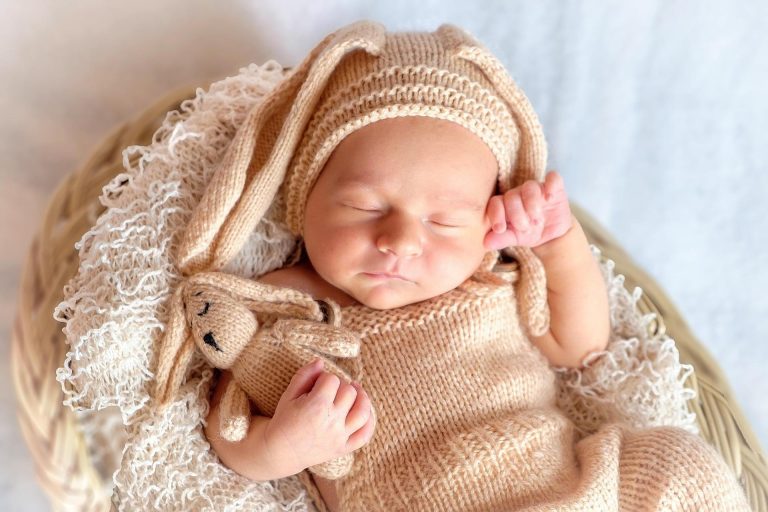 Santé : préparer la trousse de soin de bébé avec les basiques indispensables dès le retour à la maison