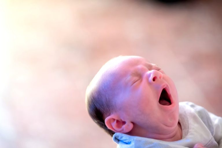 Les tissus synthétiques représentent-ils un risque pour la santé des tout-petits ?